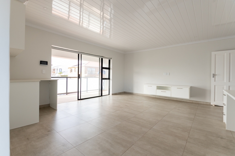 6 Bedroom Property for Sale in Myburgh Park Western Cape